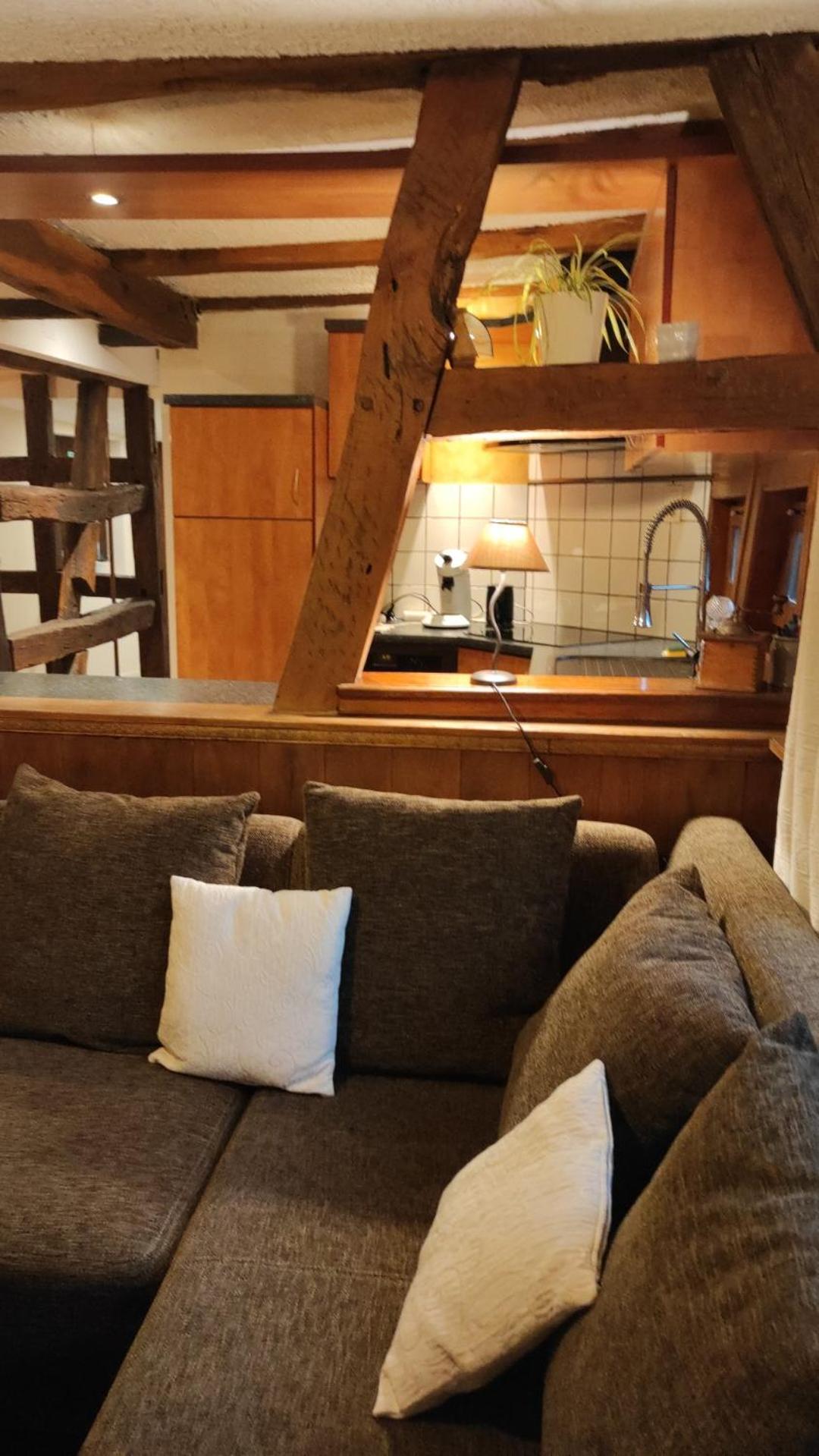 Au Petit Ruisseau-etage Et Combles-maison Alsacienne 4 Personnes 4 Nuitees Minimum Langensoultzbach
